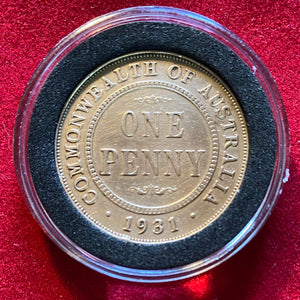 1935 Australian Penny in a Capsule. 90th Birthday Gift Present. Presented in a stylish gift box.