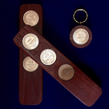 1959 Jarrah Two-Up Game & Penny Keyring Gift Pack