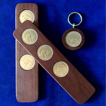 1999 Jarrah Two-Up Game & Penny Keyring Gift Pack